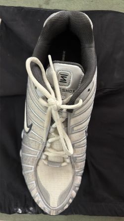men’s tennis shoes