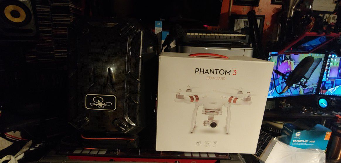 Dji Phantom Standard 3 with New Case Never been used