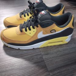 Air Max 90 SE Go The Extra Smile