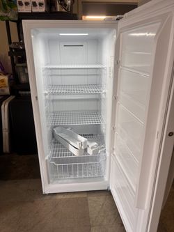 GE Upright Freezer