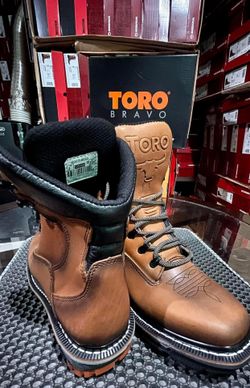 WORK BOOTS 🥾// TORO // Different Sizes available// Servicio a Domicilio Disponible 🚚