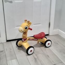 Radio Flyer Giraffe Push And Ride 