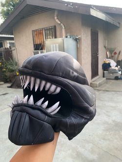 Alien VS Predator costume