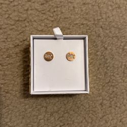 Gold/Diamond Stud Michael Kors Earrings 