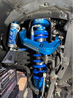 05-23 Toyota Tacoma Front Mid Travel Kit | King 2.5 Coilovers 25001-119 + Mazzulla MZS-T1-1 King Blue Package