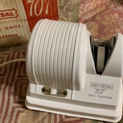 vintage Universal "707" electric knife sharpener Works Perfect