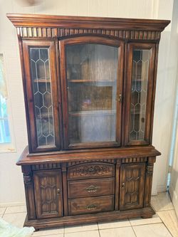 Hutch /Display Cabinet - Vintage