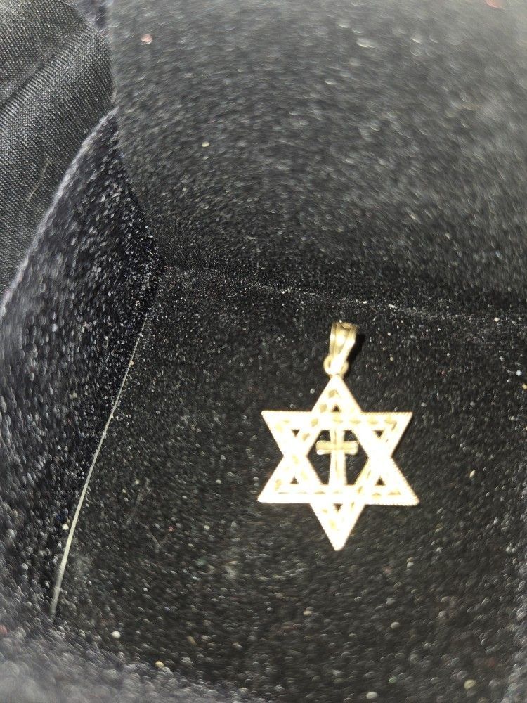 Star Of Gold Pendant 14k