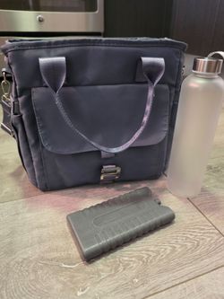Gray lunch purse with water bottle and ice pack