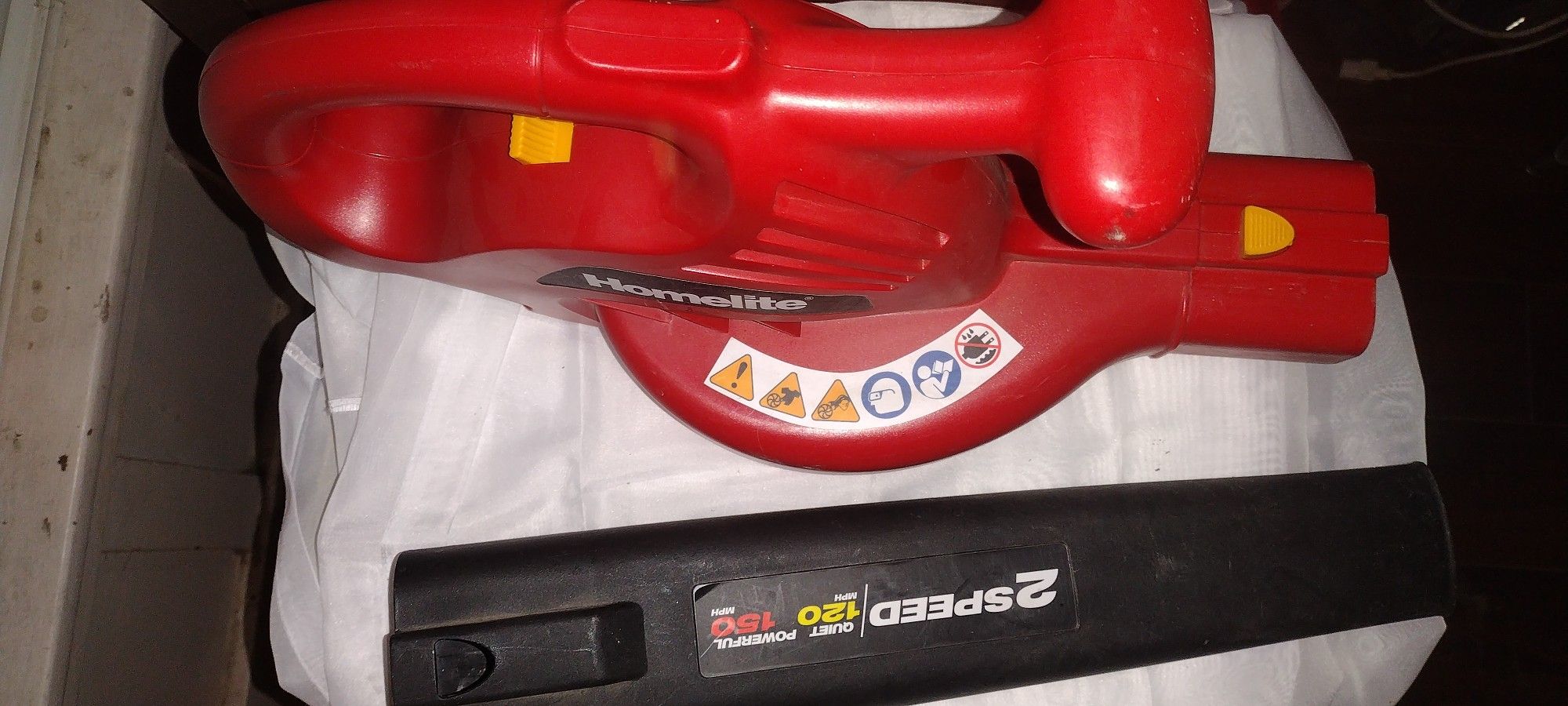 Electric Leaf Blower 