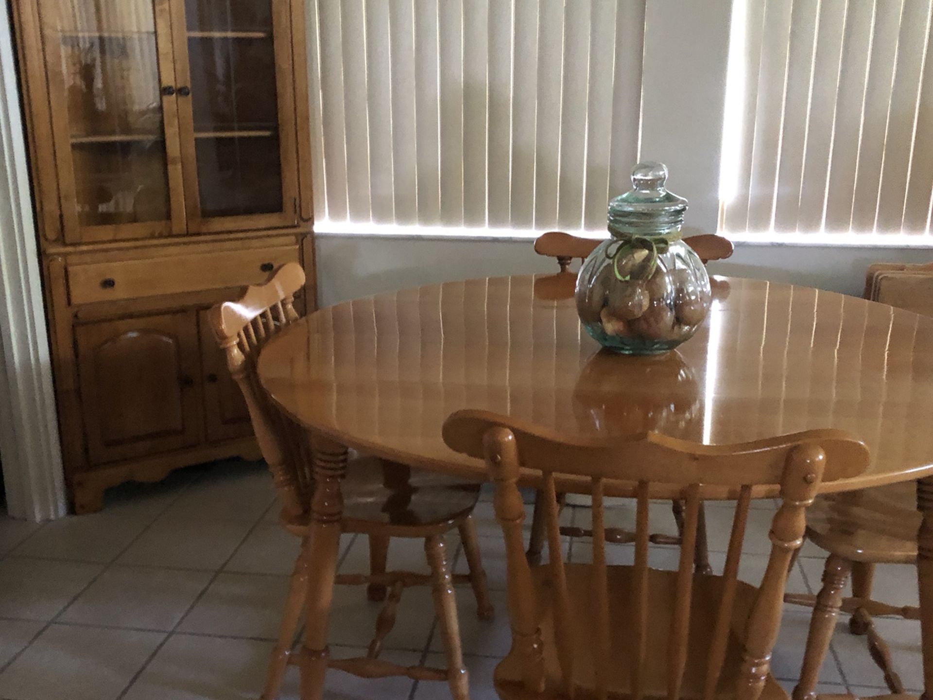 Solid maple Dinning Room Table And Hutch