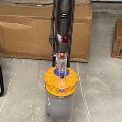 Dyson DC40 Multi Floor Bagless Upright Vacuum Cleaner