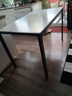 White and black dining table