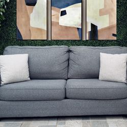 (Free Delivery 🚚) Ashley Furniture Blue Gray Couch 🛋️ 