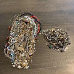 Necklace and Bracelet Bundle