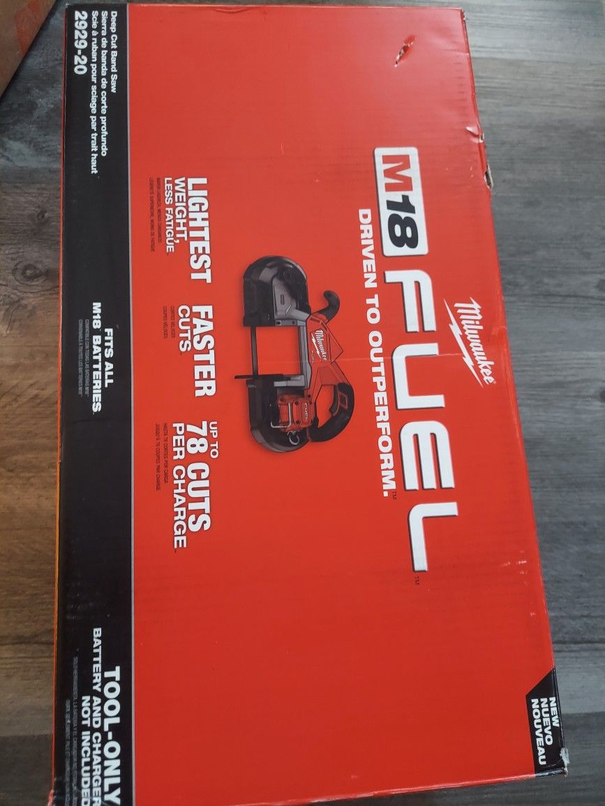 Milwaukee Band Saw M18v Fuel Brushles ( Tool Only)