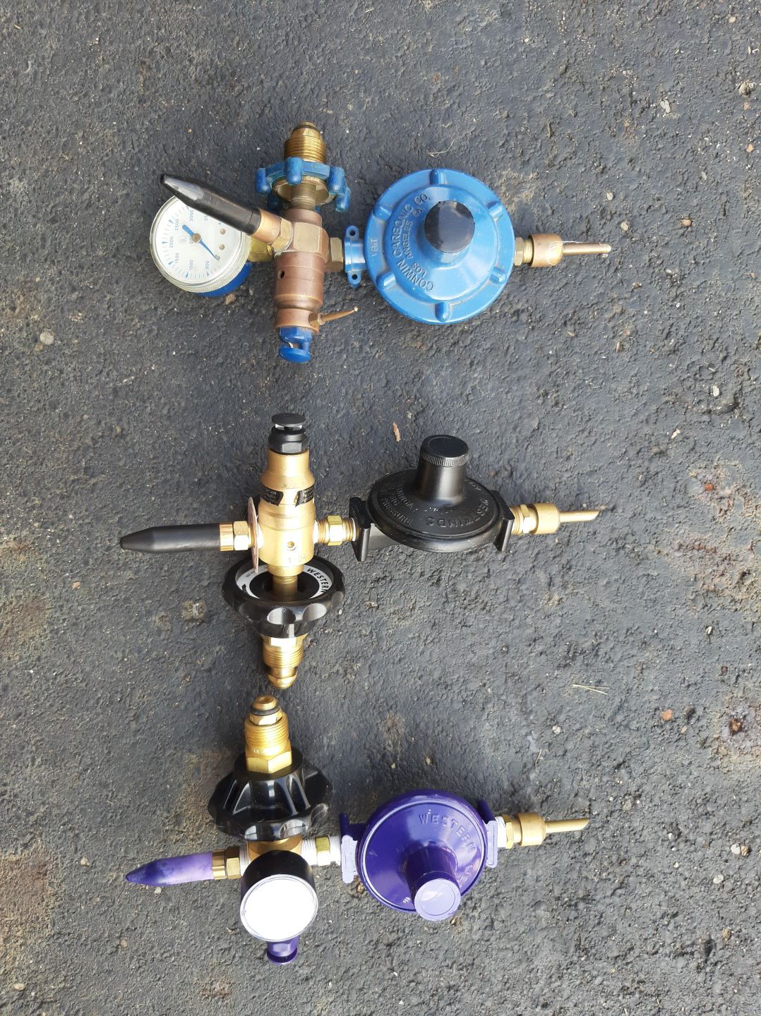 Helium balloon valves gages for my lar and rubber balloons18.00 each