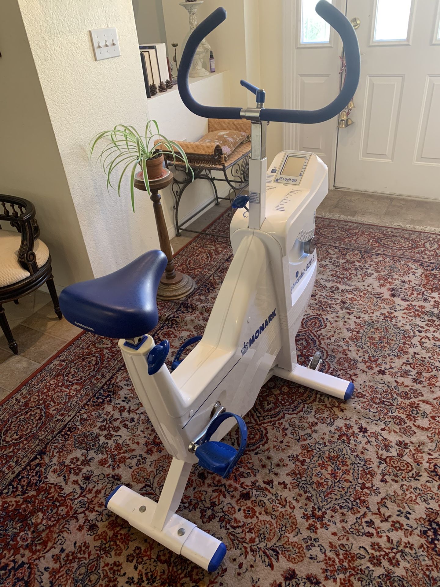 Premium Exercise Bike Monark 828E Ergomedic Test Cycle