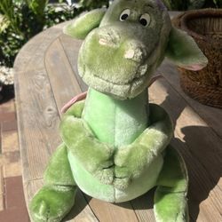 Disneyland Pete's Dragon Elliot Vintage Large Stuffed Plush Disney 14 Inch