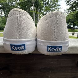 White Keds