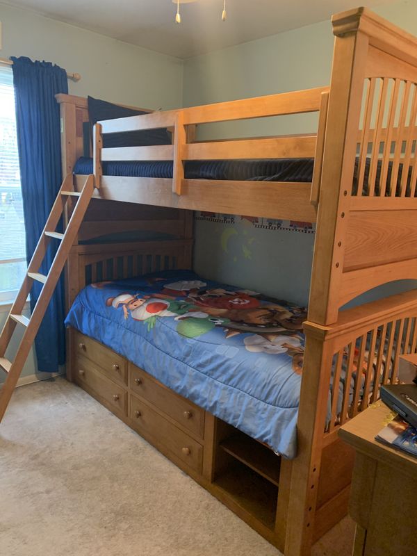 Bunk Beds With 4 Drawer Storage For In Sicklerville Nj Offerup Bunk Beds With 4 Drawer Storage Sicklerville Nj