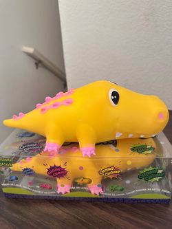 Chomp Chomp Squishy Gator Toy