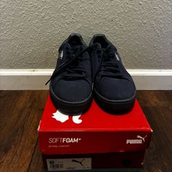 Navy blue suede Puma Shoes
