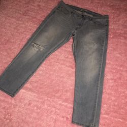 Levi’s Size 14 Ripped Jeans 
