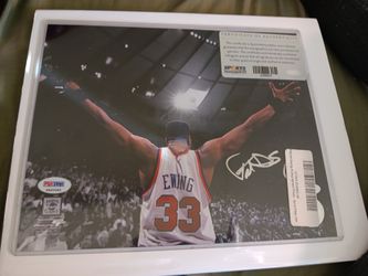 PATRICK EWING Autographed 8x10