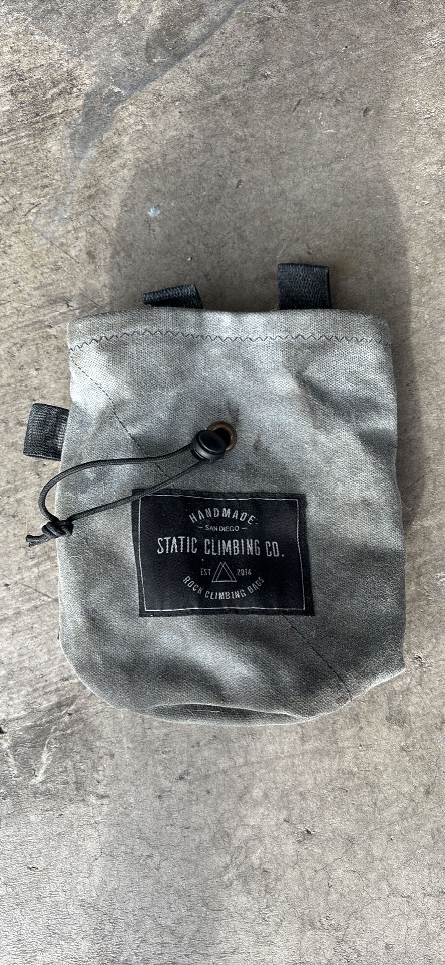 Climbing chalk bag