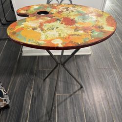 CUTE PAINT PALLET ACCENT TABLE!! 