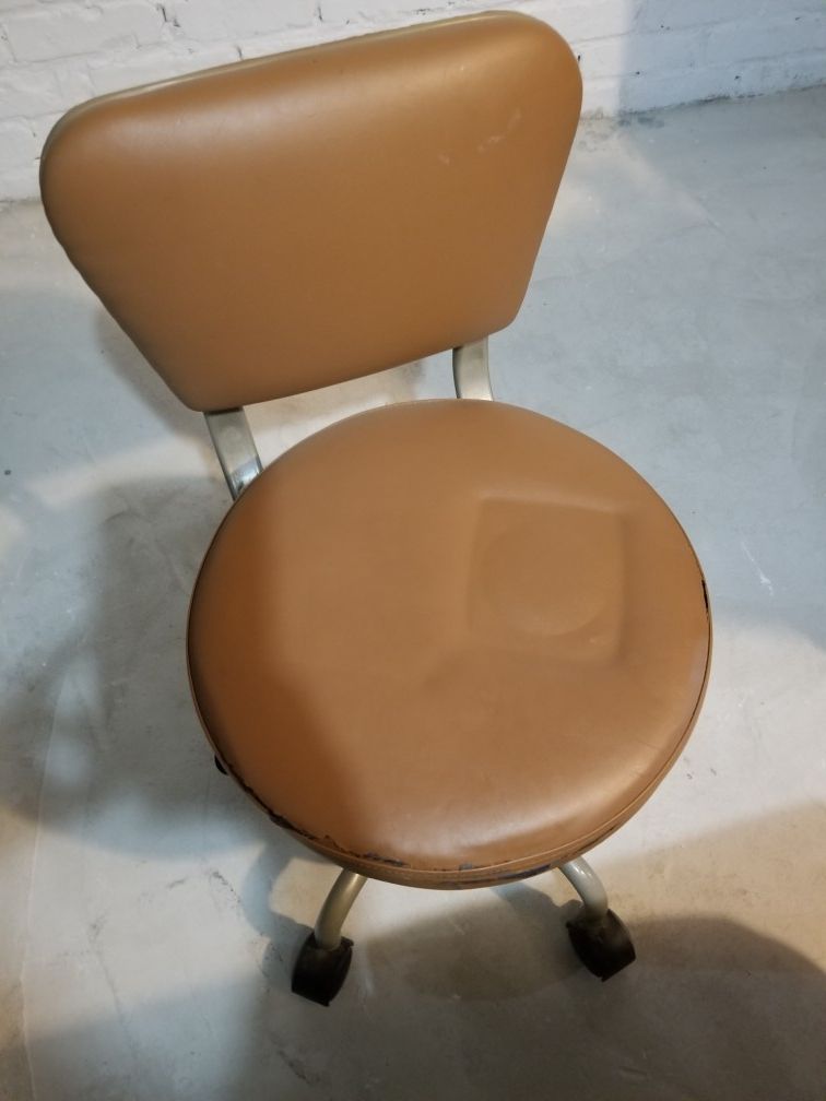Pedicure chair and chair