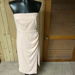 New Ladies Sleeveless Size 8 Dress