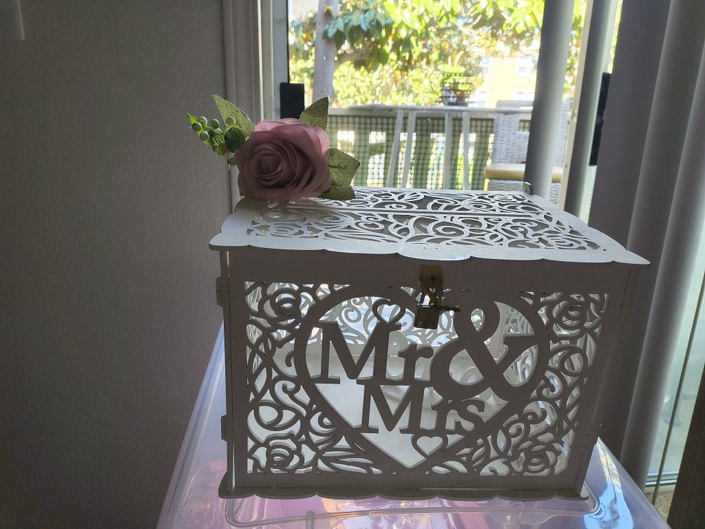 Card Holder For Honeymoon