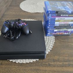 PS4 1TB 12 Games Thrustmaster T80