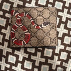 Gucci Wallet 