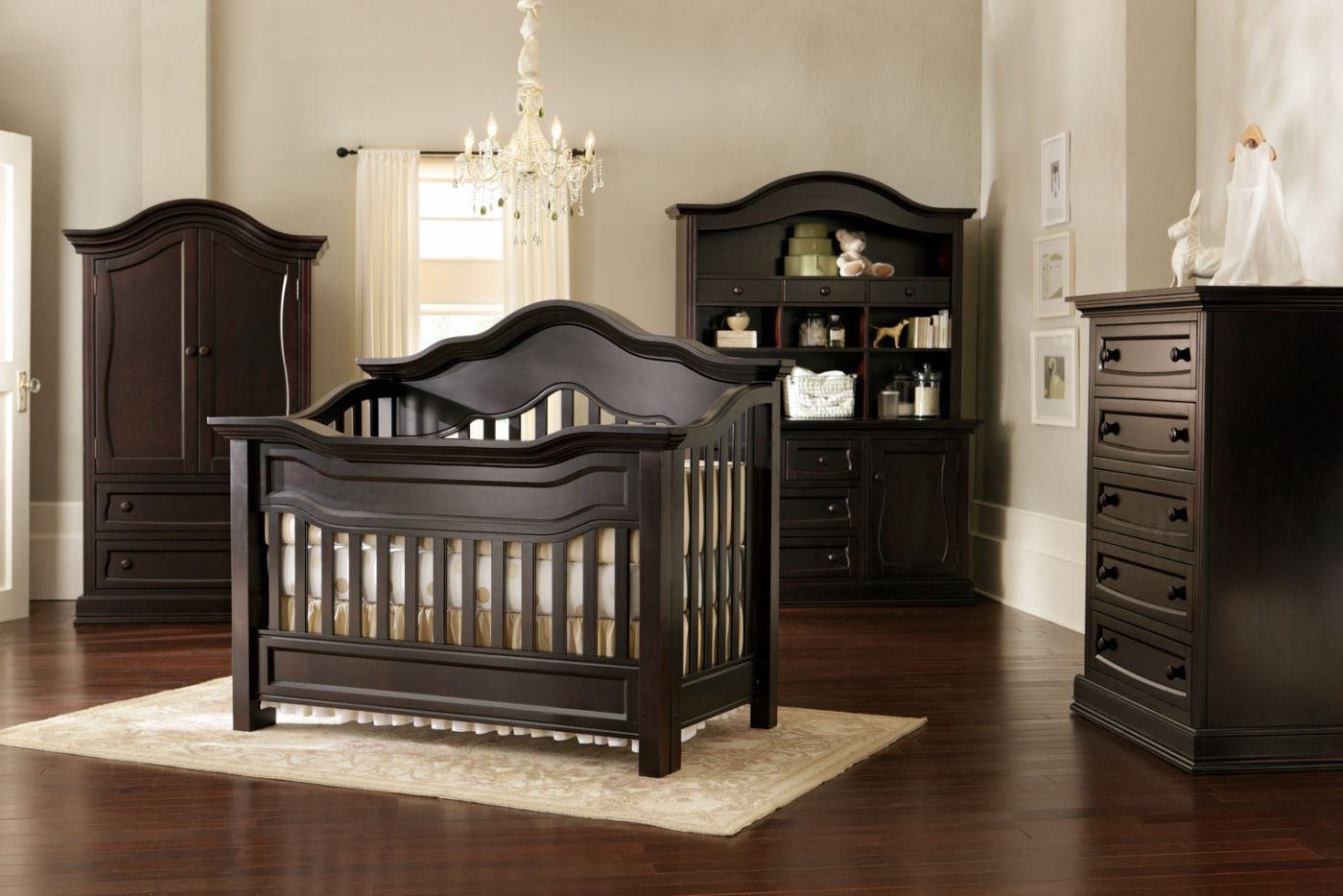 6 Piece Complete Crib Set 