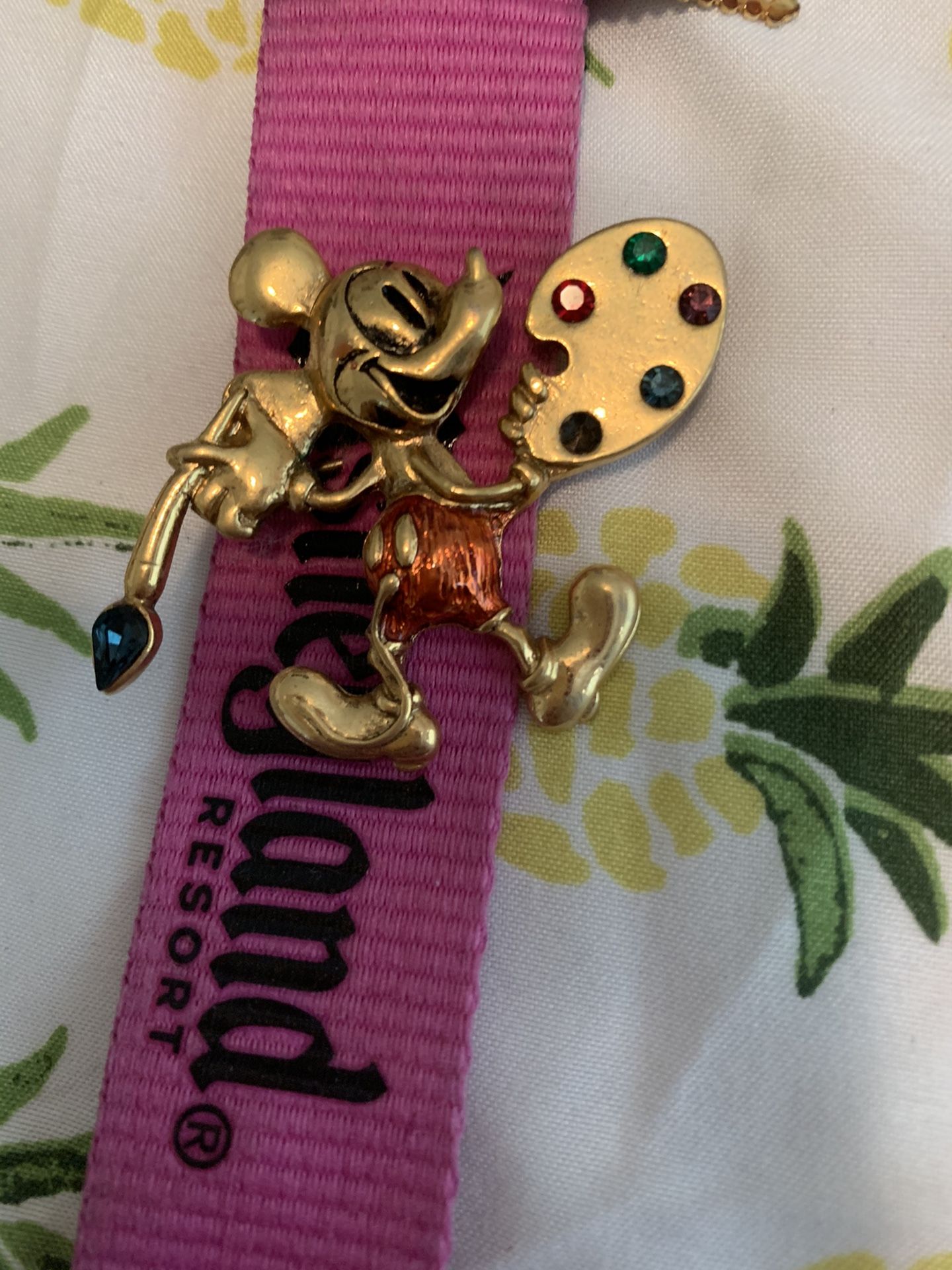 Disney pin