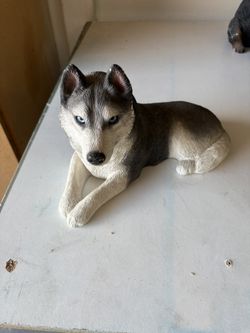 Siberian Husky Figure