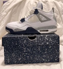 Jordan 4 Retro “Midnight Navy” Men’s size 9.5
