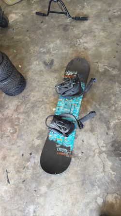 Snow boarding kids