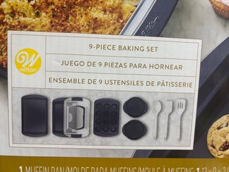 Brand new baking set