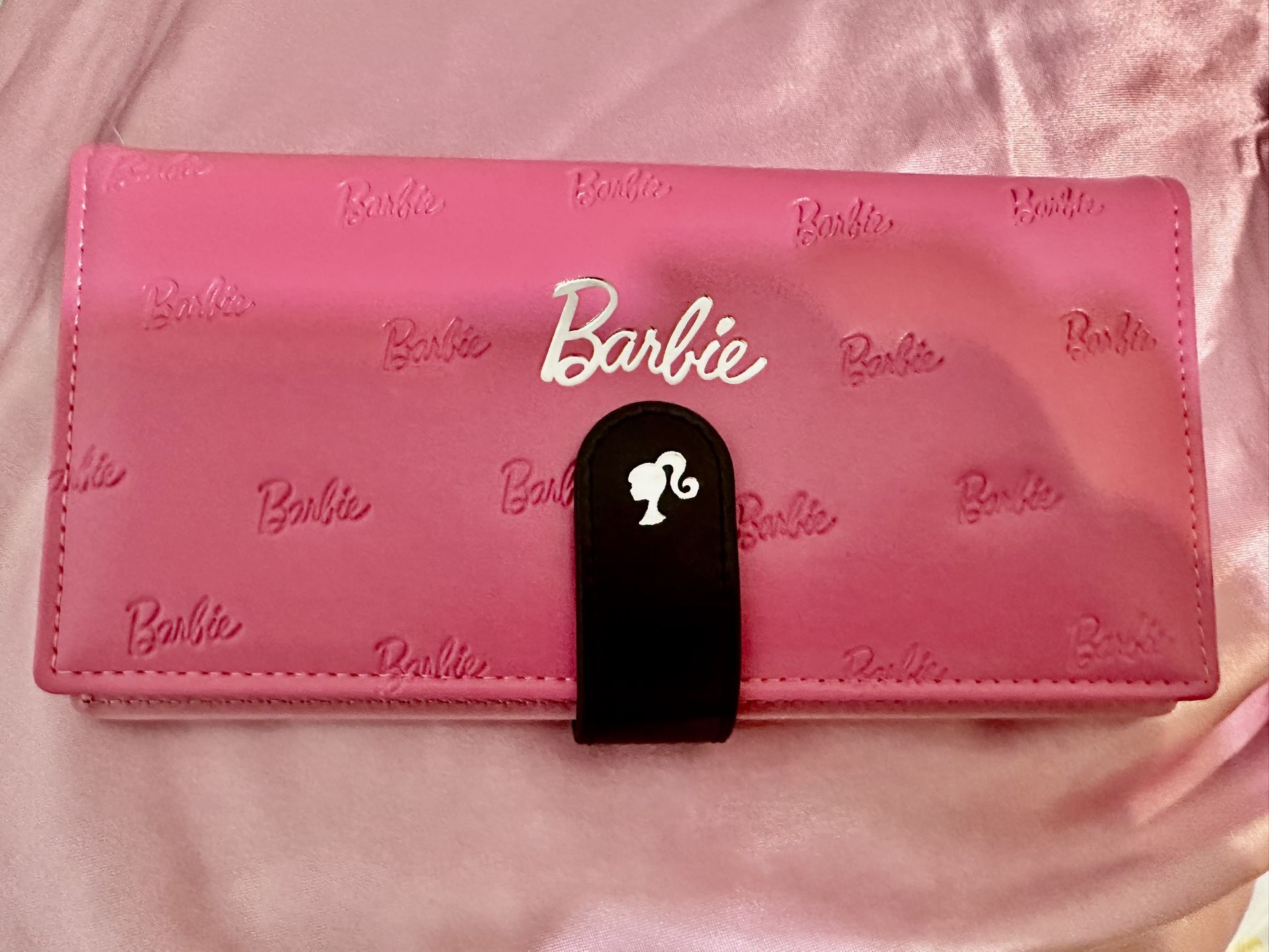 Barbie wallet