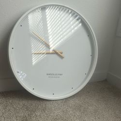 Marseille Port Clock