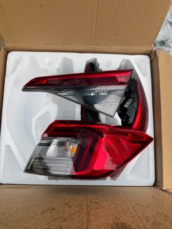 Honda Civic Sport 2024 Taillights