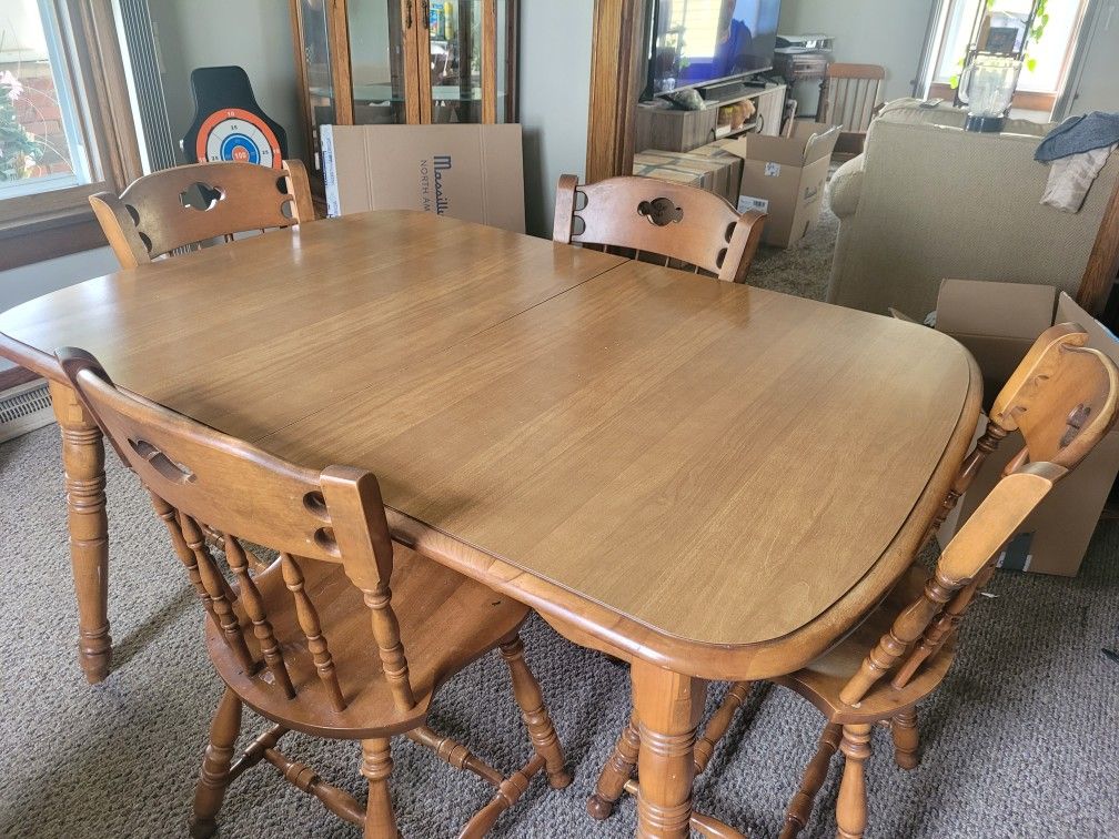 Dinning Table