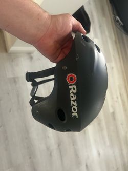 Razor Helmet