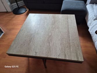 Livingroom center table