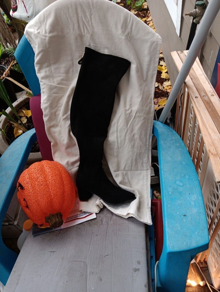 Wemons Knee High  Boots