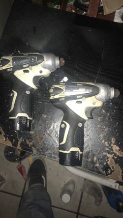 2 Makita Drills